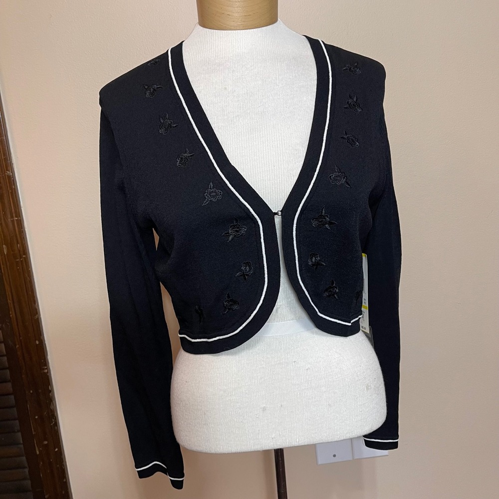 NWT Anne Klein Womens Petite Medium Black Embroidered Cropped Cardigan Bolero